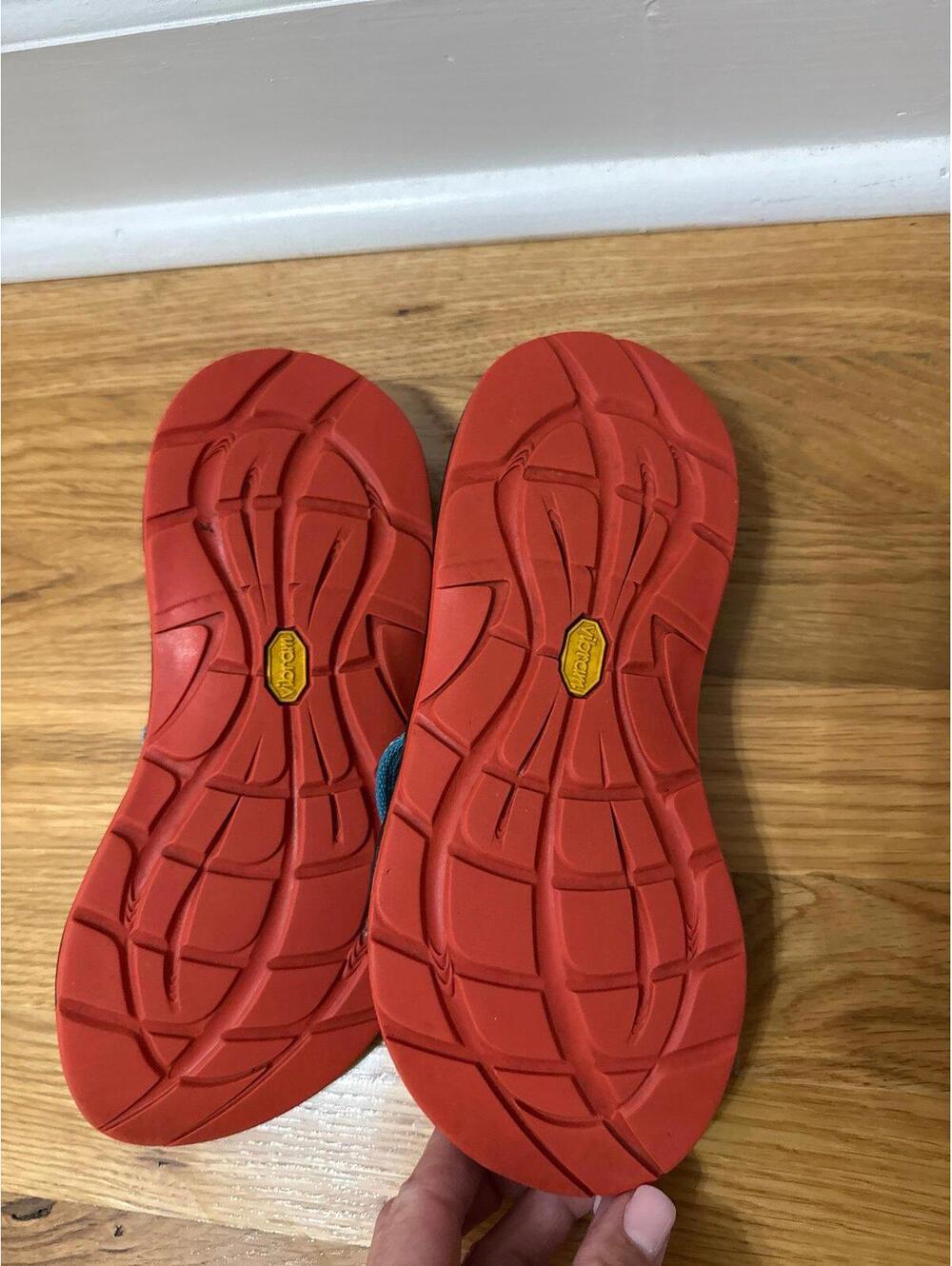 Chaco Women’s Multicolor Strap Sandals Size 6 - Picture 4 of 5